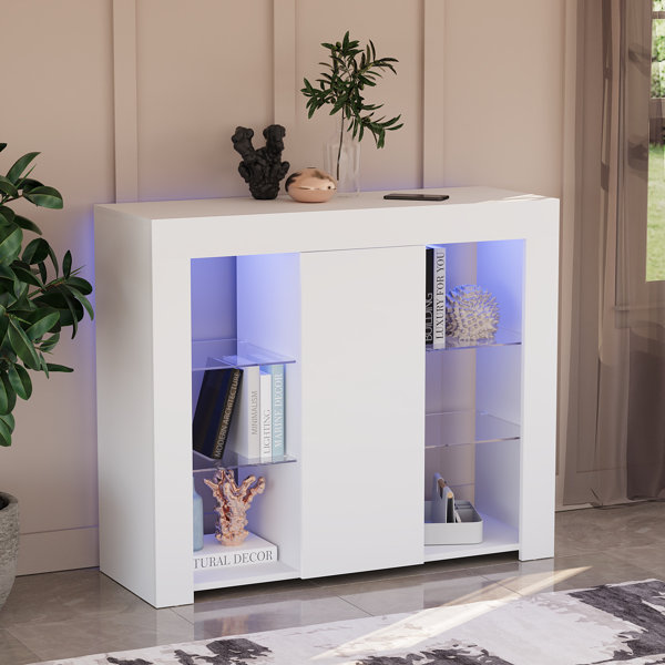 Vannatter sideboard outlet